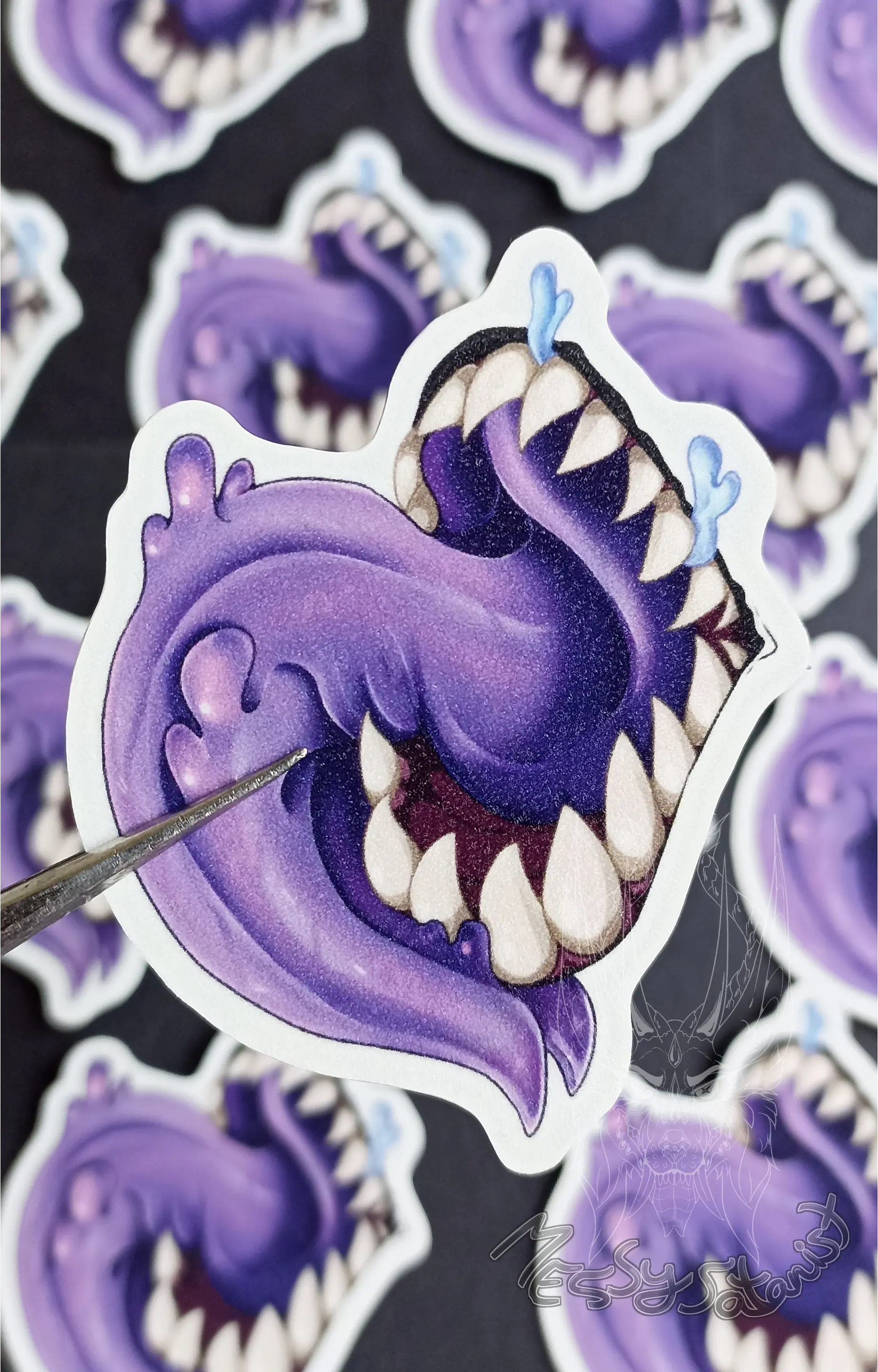 Maw Colmillos Sticker